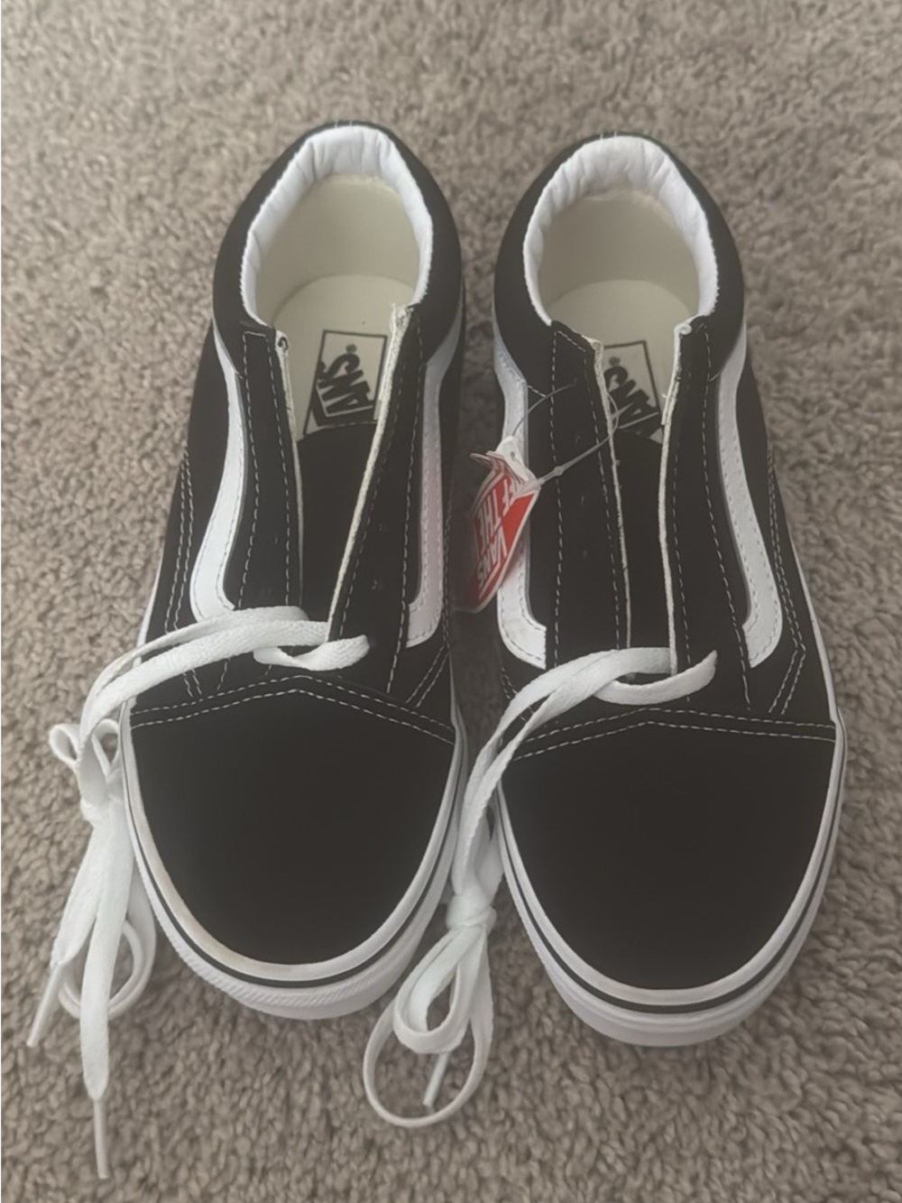 Boys Size 3 Vans Kids Old Skool Black & White Lace-Up Sneakers